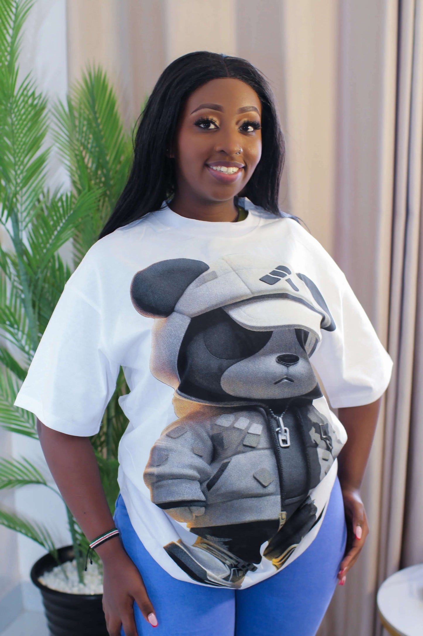 Unisex Panda Graphic T-Shirt – Oversized Streetwear - Minichic collection