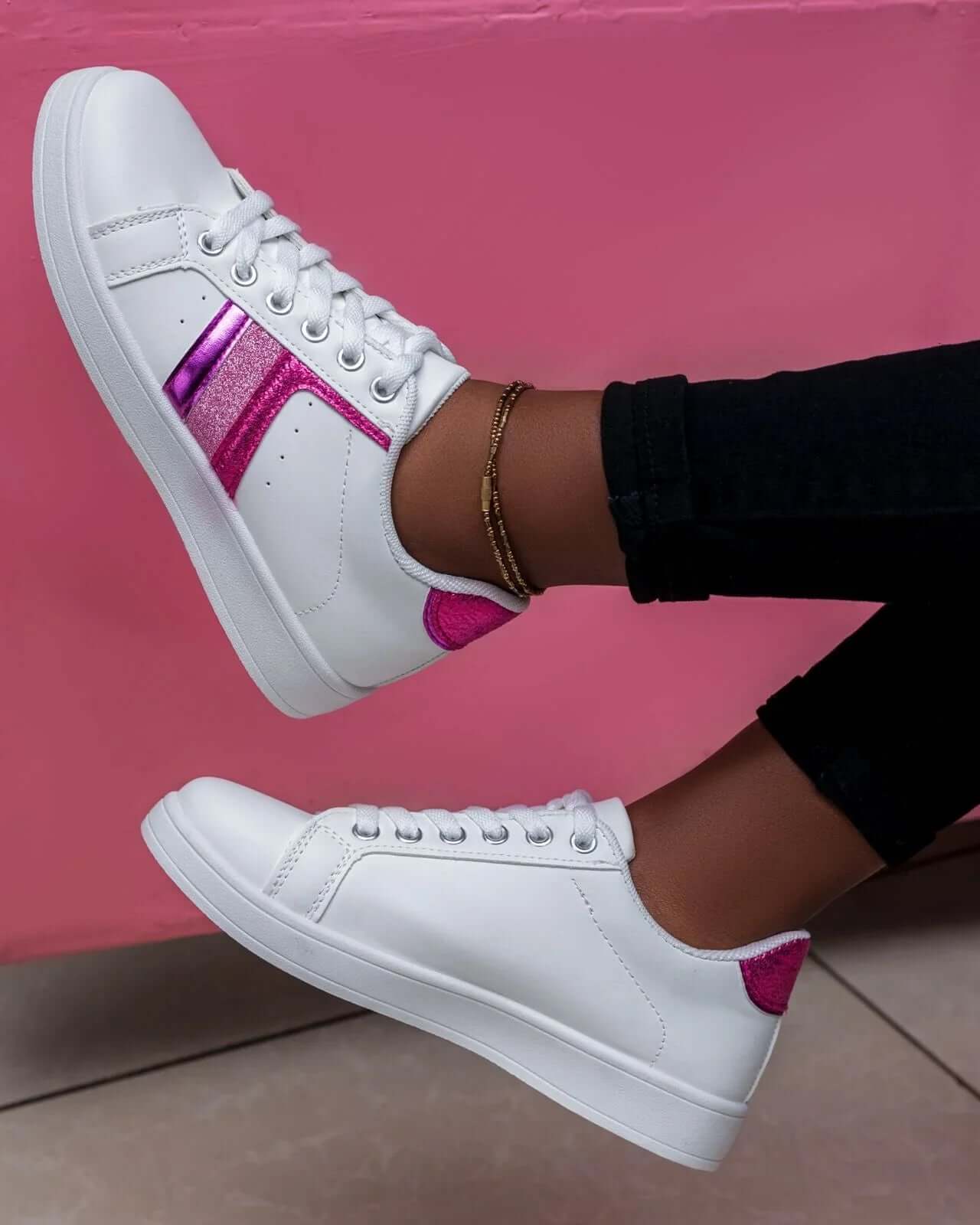 Marilyn Sneakers (w/pink) - Minichic collection