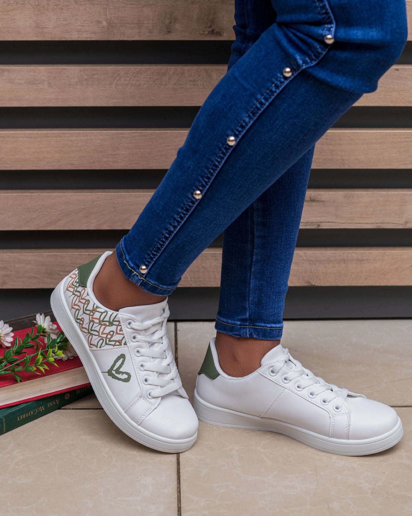 Julia Art Sneakers-Green - Minichic collection