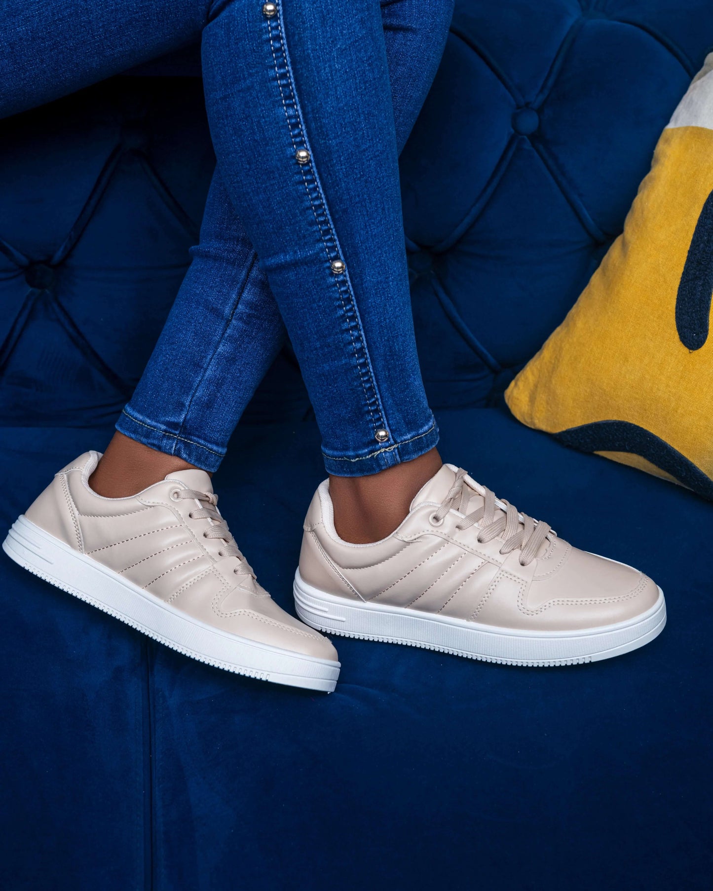 Urban V line sneakers-Beige - Minichic collection