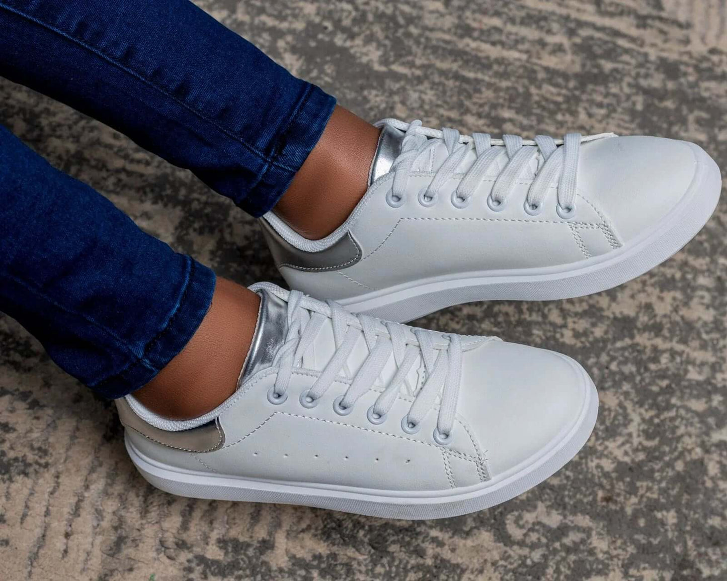Amani Sneakers (W/Silver) - Minichic collection