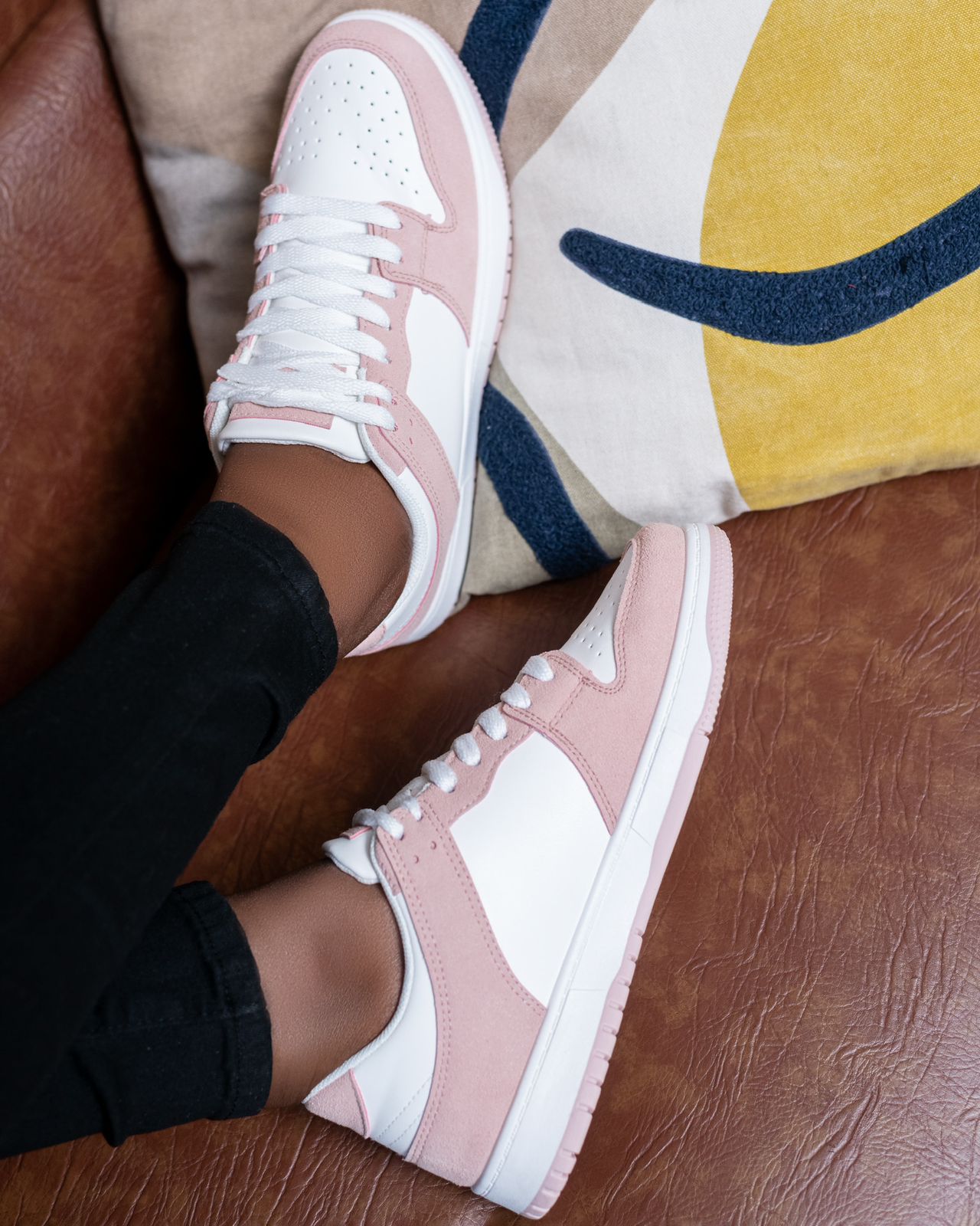 Urban Sneaker (Pink) - Minichic collection 