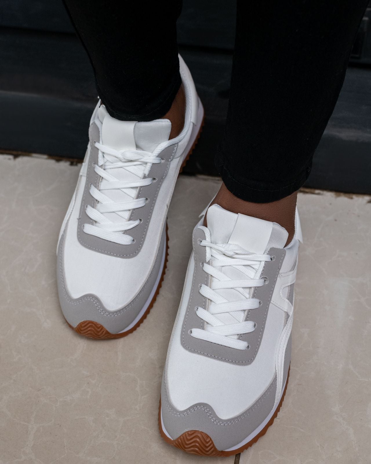 Stepper Sneaker (white) - Minichic collection 
