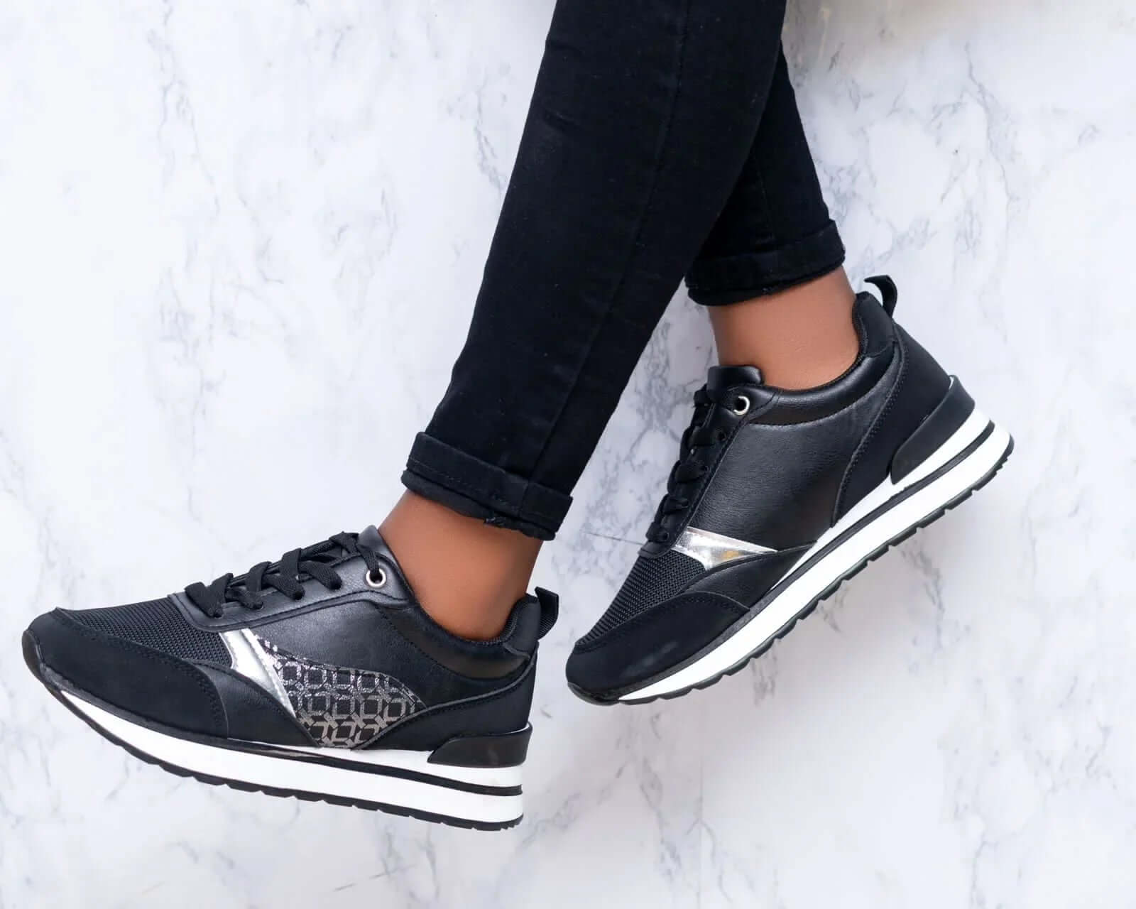 Klara Sneakers (Black) - Minichic collection 