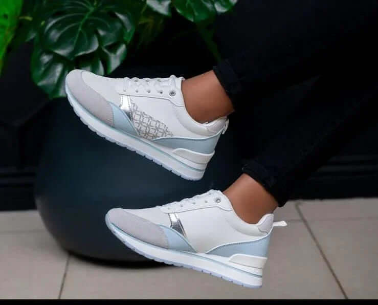 Klara Sneakers (W/Blue) - Minichic collection 