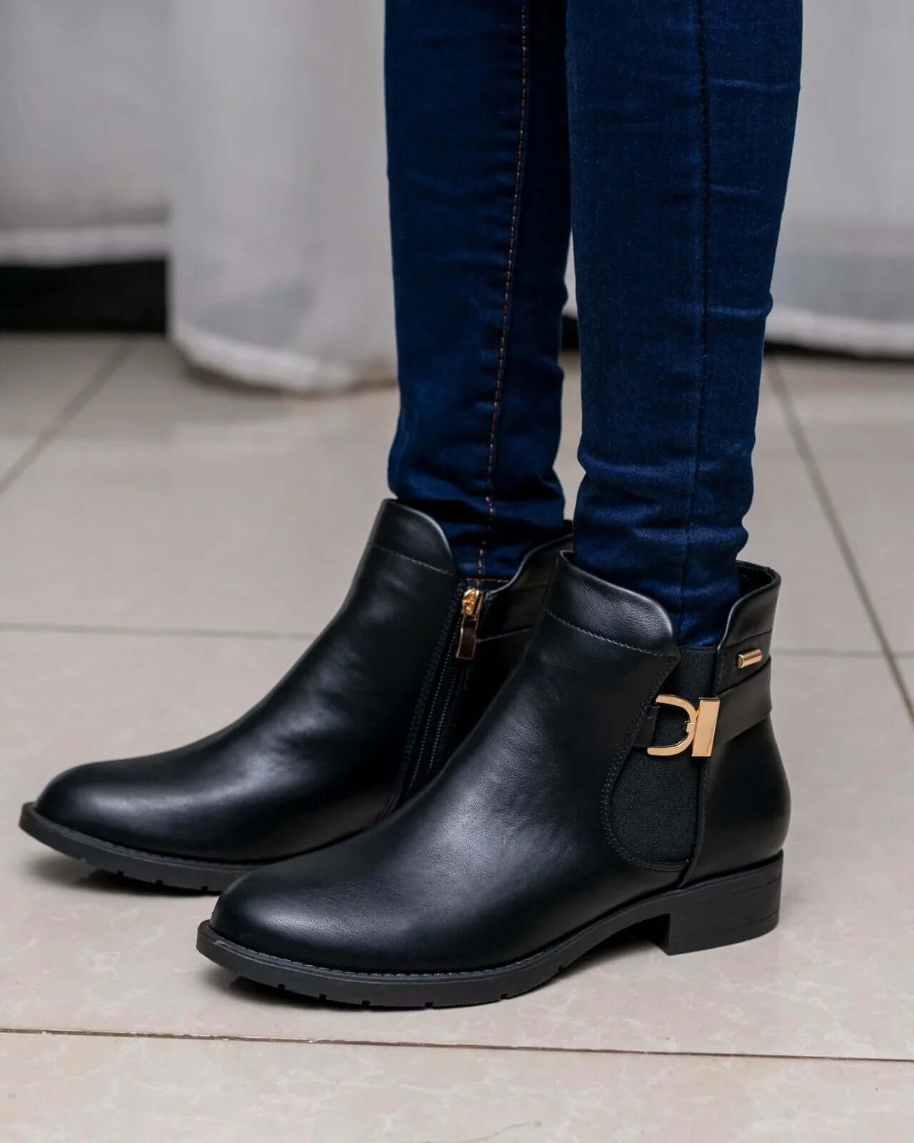 Rustic Boots (Black) - Minichic collection 