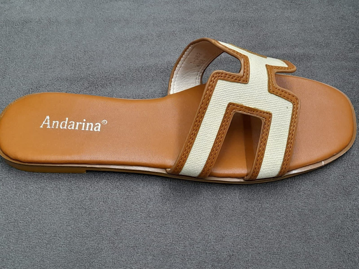Andarina Sandles (white) - Minichic collection 