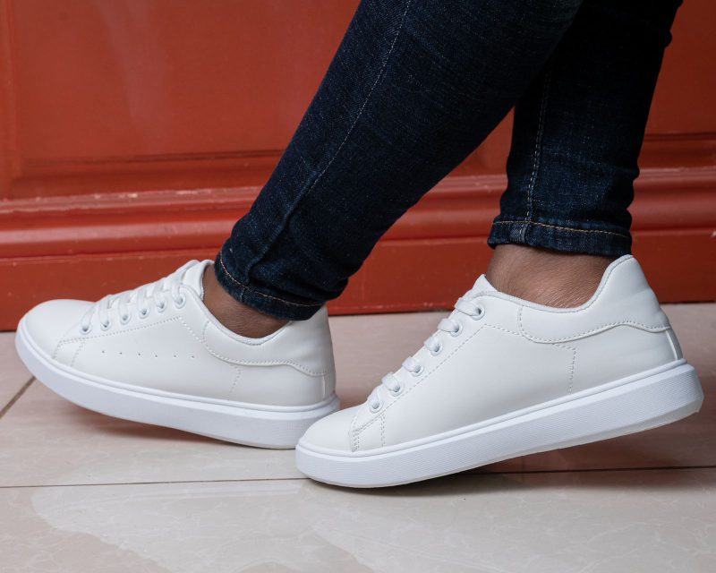 Laced Shoe Sneakers (White) - Minichic collection