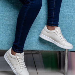 Bettle Sneakers(Cream) - Minichic collection