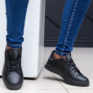 Soft Lace Sneakers (Black) - Minichic collection